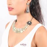 Nature Bijoux Collection Pachacuti Collier 3 Rangs et Boucles Oreilles Nacre Noire et Jade